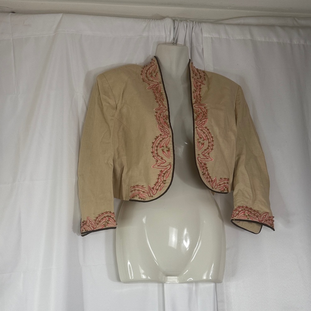Chic Embroidered Beige Blazer